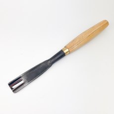 Oscar Rush Straight Gouge - tight sweep - 25mm Oscar Rush Straight Gouge - tight sweep - 25mm