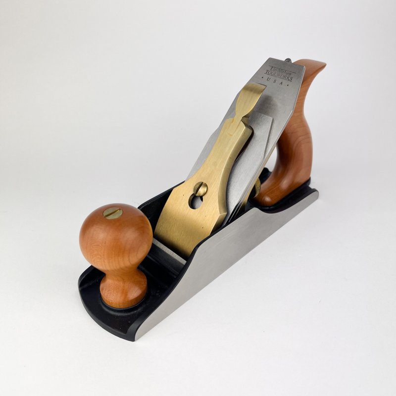 Friday Finds Lie-Nielsen Toolworks - No 4 Smoothing Plane (Iron) [Preowned]