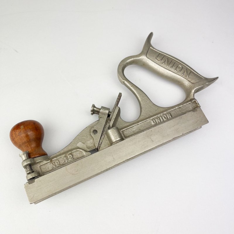 Friday Finds Union No.42 Tongue & Groove Plane [Preowned]