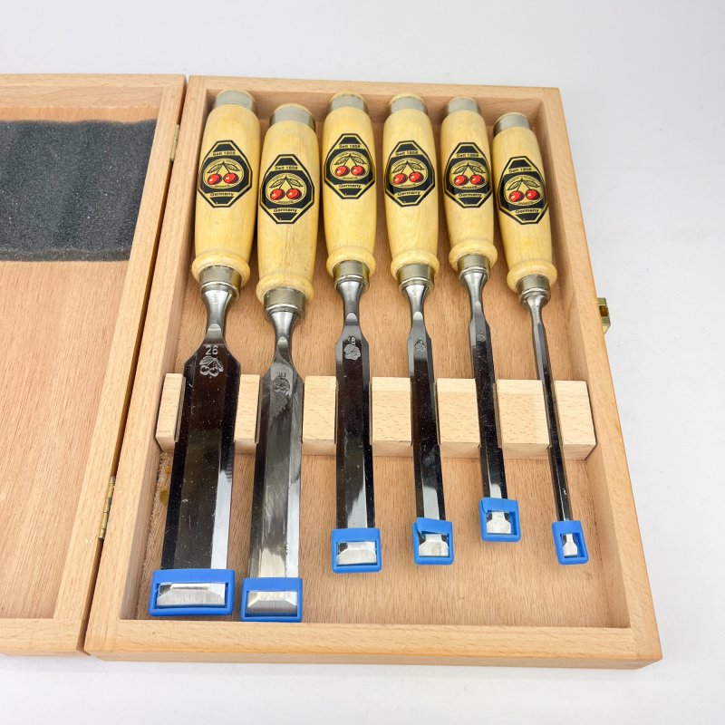 Friday Finds Kirschen 6 Chisel Set (2 Cherries Brand) [Preowned]